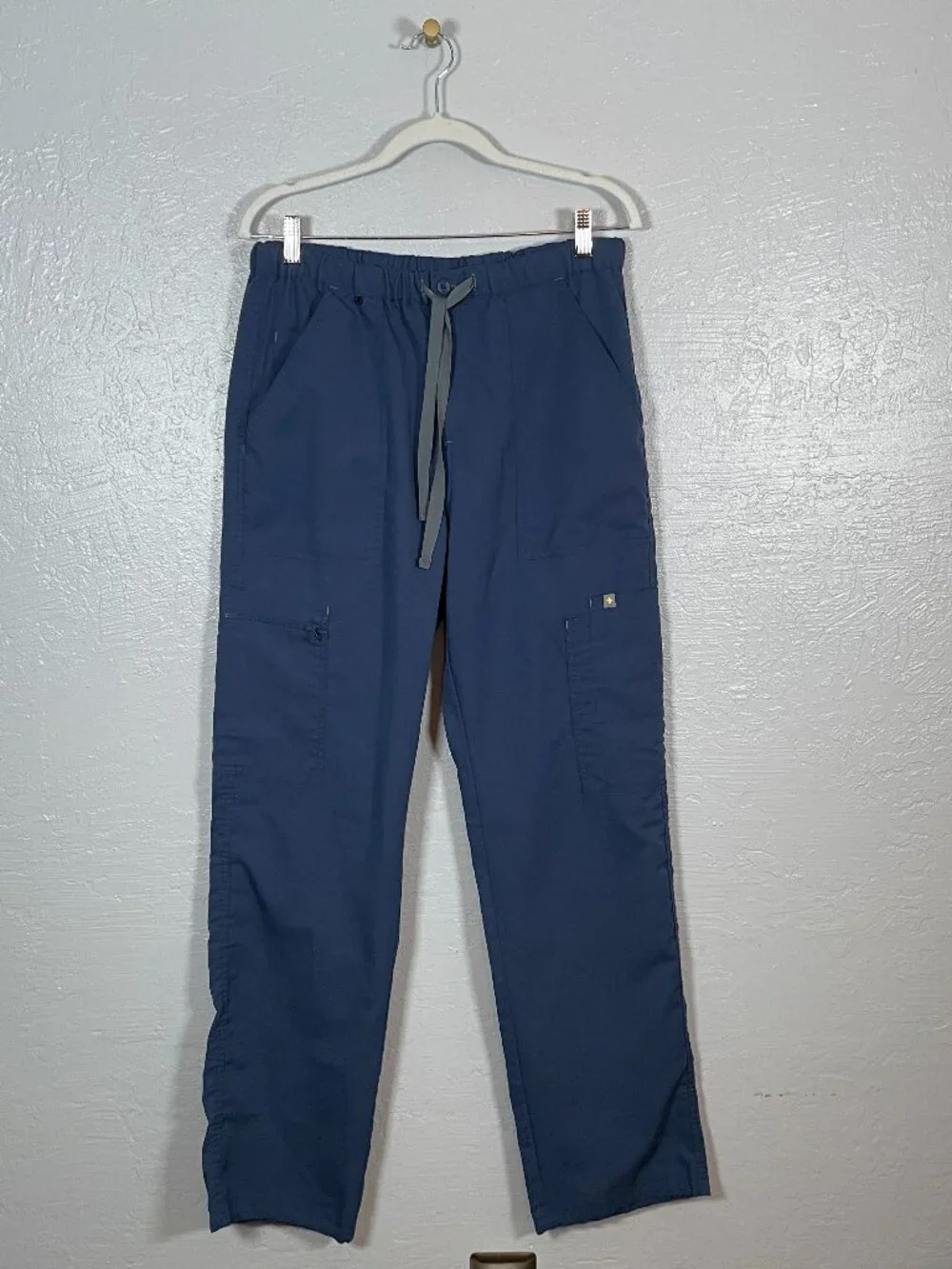 FIGS Men L Navy Blue Cairo Cargo Scrub Pants Drawstring Waist Technical Pockets